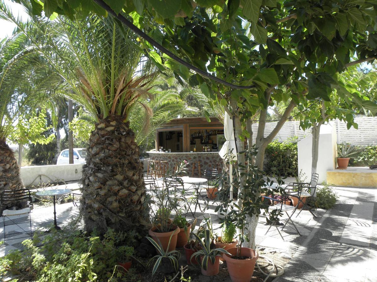Areti Hotel Kamári Exterior foto